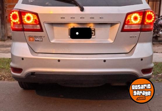 Camionetas - Dodge journey 2012 Nafta 169000Km - En Venta
