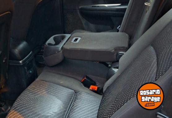Camionetas - Dodge journey 2012 Nafta 169000Km - En Venta