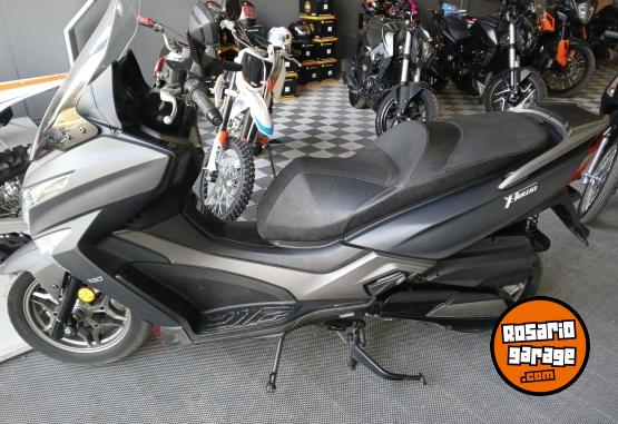 Motos - Kymco Xtwon 250 2024 Nafta 3480Km - En Venta
