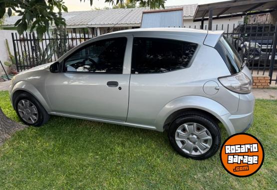 Autos - Ford KA Viral 1.6 2012 Nafta 125000Km - En Venta