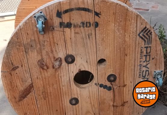 Hogar - Vendo Mesa Carretel - En Venta