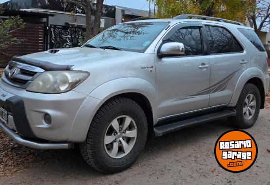 Camionetas - Toyota Hilux SW4 2008 Diesel 310000Km - En Venta