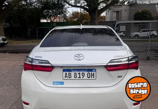 Autos - Toyota Corolla XEi 1.8 MT 2017 Nafta 85000Km - En Venta