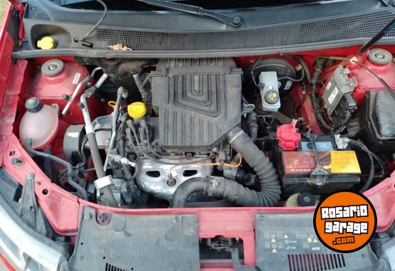 Autos - Renault Logan 2018 Nafta 84000Km - En Venta