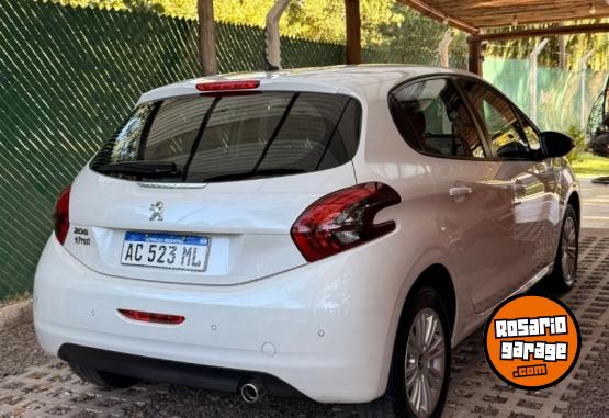Autos - Peugeot 208 allure 1.6 2018 Nafta 57000Km - En Venta