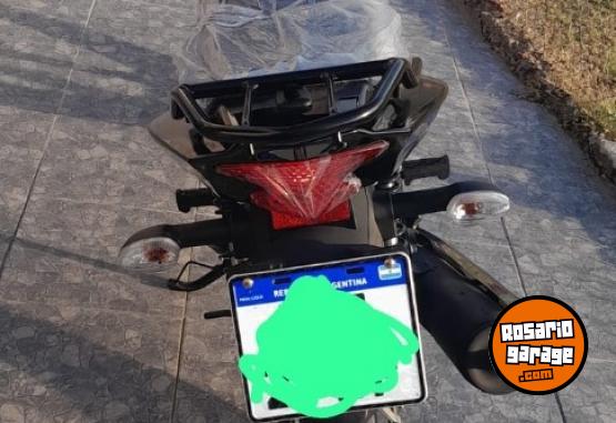 Motos - Yamaha Ybrz 125 2024 Nafta 1000Km - En Venta