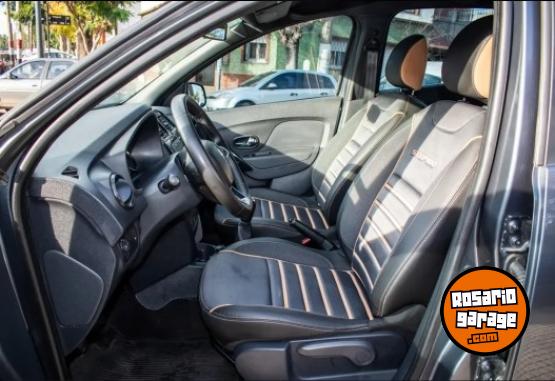 Autos - Renault Stepway intens 2023 Nafta 19700Km - En Venta
