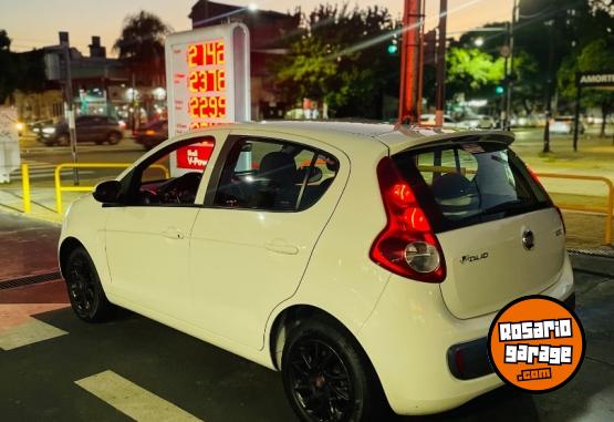 Autos - Fiat Palio Attractive 2017 GNC 112000Km - En Venta