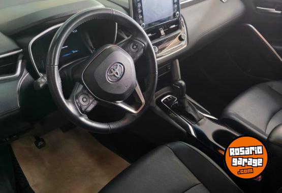 Autos - Toyota Corolla cross SEG H�BRIDO 2022 Electrico / Hibrido 60100Km - En Venta