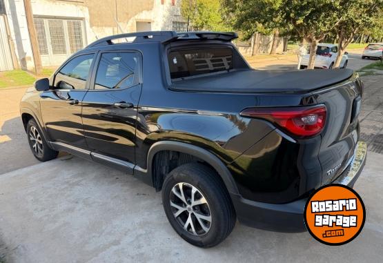 Camionetas - Fiat Toro 2023 Nafta 46000Km - En Venta