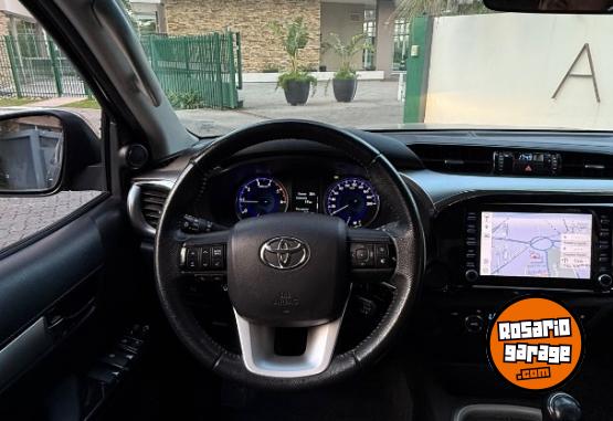 Camionetas - Toyota HILUX SRV 2.8L 2019 Diesel 82000Km - En Venta