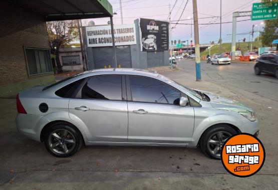 Autos - Ford Focus 2011 GNC 161000Km - En Venta