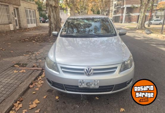 Autos - Volkswagen Voyage Highline 2012 Nafta 220000Km - En Venta