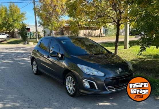 Autos - Peugeot 308 2013 Nafta 102000Km - En Venta