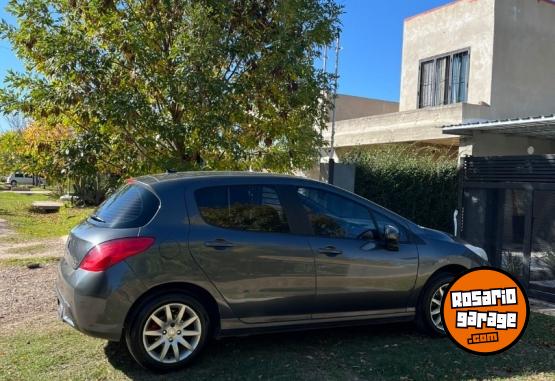 Autos - Peugeot 308 2013 Nafta 102000Km - En Venta