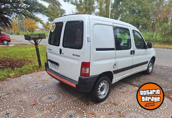 Utilitarios - Citroen Berlingo partner 2016 Diesel 148000Km - En Venta