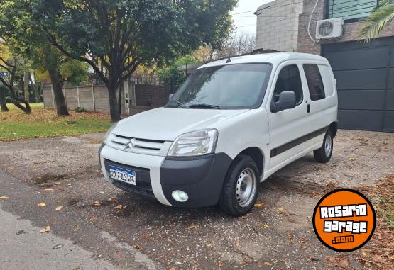 Utilitarios - Citroen Berlingo partner 2016 Diesel 148000Km - En Venta