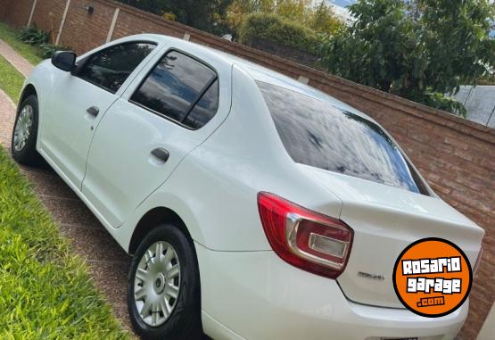 Autos - Renault Logan 2014 GNC 230000Km - En Venta