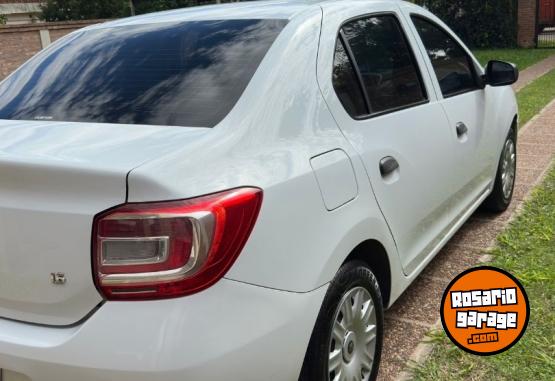 Autos - Renault Logan 2014 GNC 230000Km - En Venta