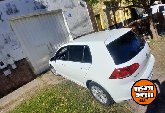 Autos - Volkswagen Golf 2017 Nafta 97000Km - En Venta