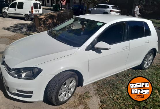 Autos - Volkswagen Golf 2017 Nafta 97000Km - En Venta