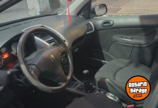 Autos - Peugeot 207 compact 2011 Nafta 83000Km - En Venta