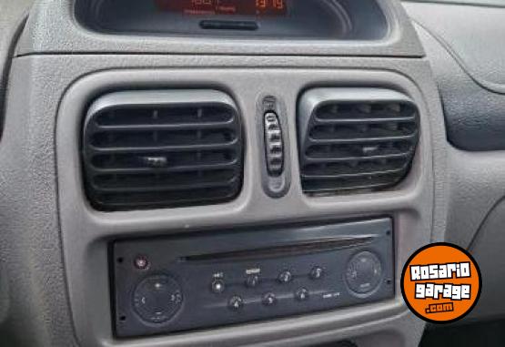 Autos - Renault Clio 1.6 2000 Nafta 173700Km - En Venta