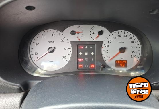 Autos - Renault Clio 1.6 2000 Nafta 173700Km - En Venta