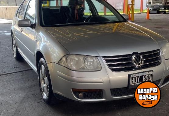 Autos - Volkswagen Bora 2009 Nafta 207000Km - En Venta