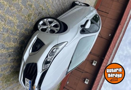 Autos - Chevrolet Cruze LT AT 2023 Nafta 40500Km - En Venta