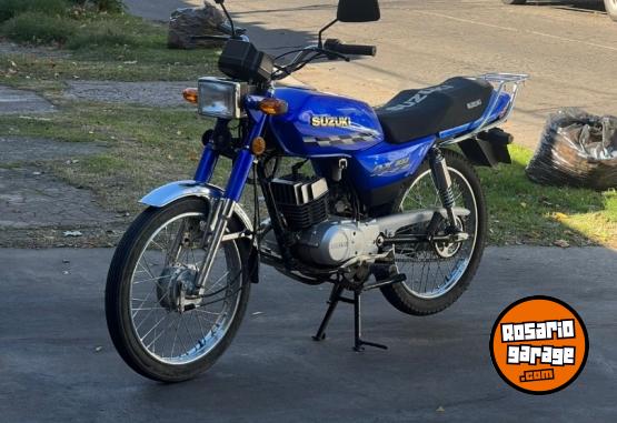 Motos - Suzuki Ax 100 2022 Nafta 18000Km - En Venta