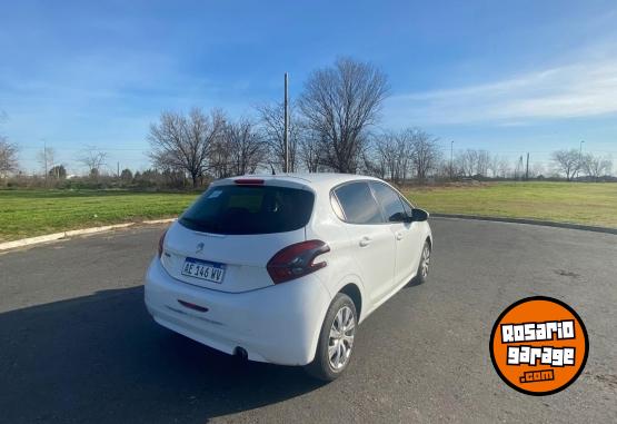 Autos - Peugeot 208 active 2020 Nafta 64000Km - En Venta