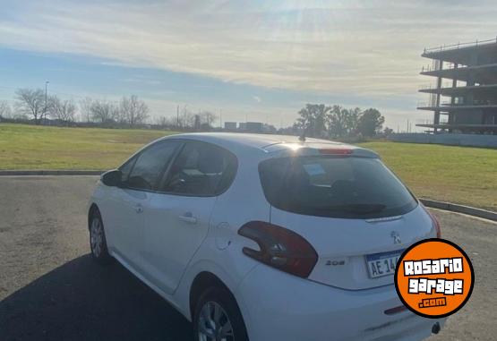 Autos - Peugeot 208 active 2020 Nafta 64000Km - En Venta