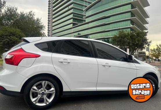 Autos - Ford Focus SE Plus 2025 Nafta 82000Km - En Venta