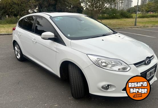 Autos - Ford Focus SE Plus 2025 Nafta 82000Km - En Venta
