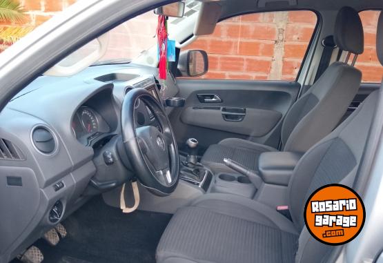 Camionetas - Volkswagen Amarok 2011 Diesel 260000Km - En Venta