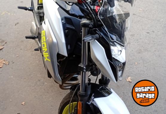 Motos - CF CFmoto 650 NK 2024 Nafta 5900Km - En Venta