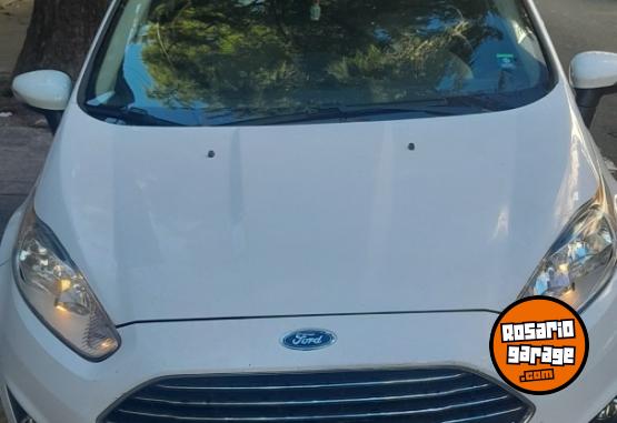 Autos - Ford Fiesta kinetic 2015 2015 Nafta 130000Km - En Venta