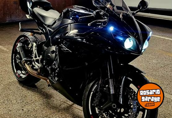 Motos - Yamaha Crossplane R1 2011 Nafta 36000Km - En Venta