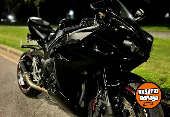 Motos - Yamaha Crossplane R1 2011 Nafta 36000Km - En Venta