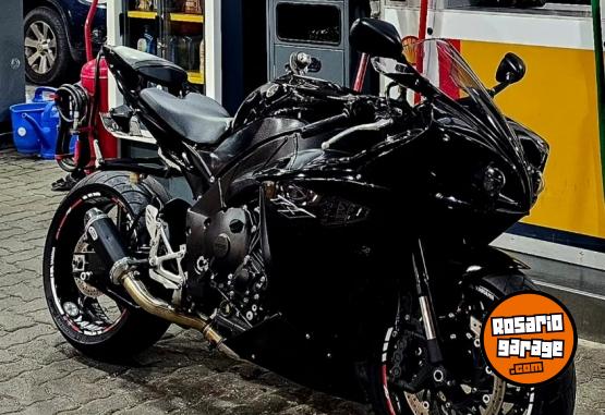 Motos - Yamaha Crossplane R1 2011 Nafta 36000Km - En Venta