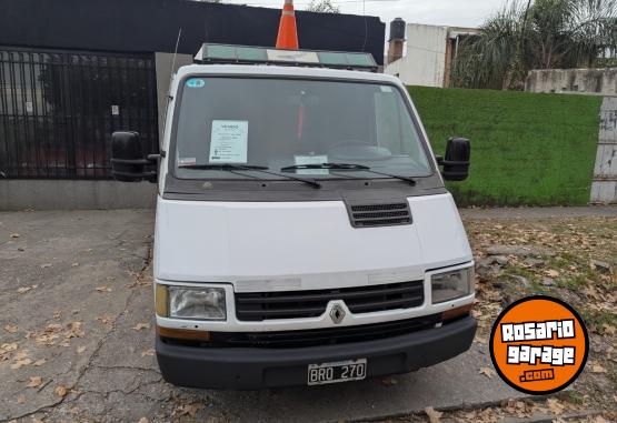Utilitarios - Renault Trafic 1998 GNC 200000Km - En Venta