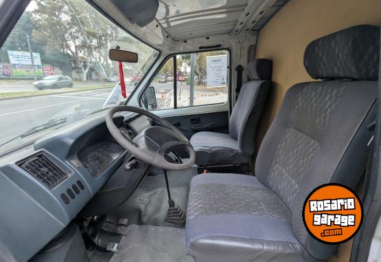 Utilitarios - Renault Trafic 1998 GNC 200000Km - En Venta
