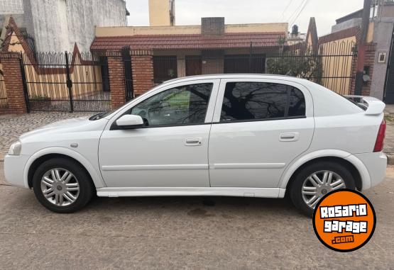 Autos - Chevrolet Astra 2009 Nafta 171000Km - En Venta
