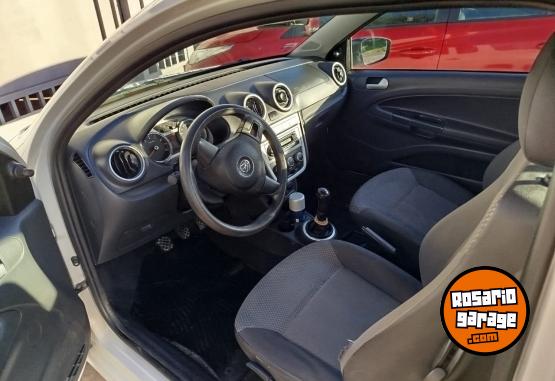 Utilitarios - Volkswagen Saveiro 2014 Nafta 80000Km - En Venta