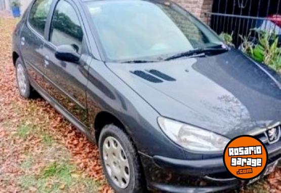 Autos - Peugeot 206 2011 Nafta 139000Km - En Venta