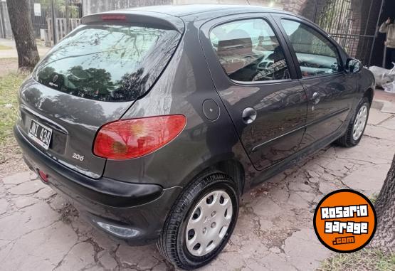 Autos - Peugeot 206 2011 Nafta 139000Km - En Venta