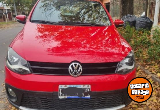 Autos - Volkswagen Suran cross 2013 Nafta 101500Km - En Venta