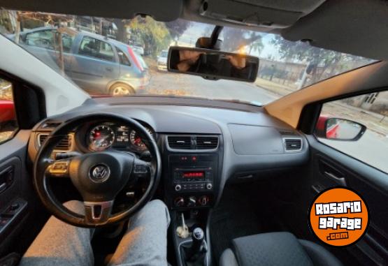 Autos - Volkswagen Suran cross 2013 Nafta 101500Km - En Venta
