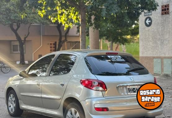 Autos - Peugeot 207 compact 2012 Nafta 64000Km - En Venta